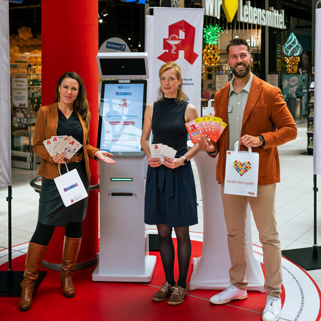 Kooperation zwischen dem E center Warnow Park und der Apotheke 24 in Rostock Lütten Klein.