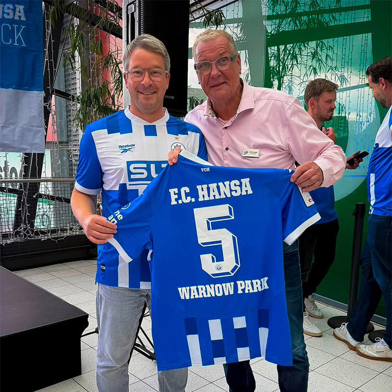 Weltweit größter F.C. Hansa Rostock Fanshop eröffnet im Warnow Park