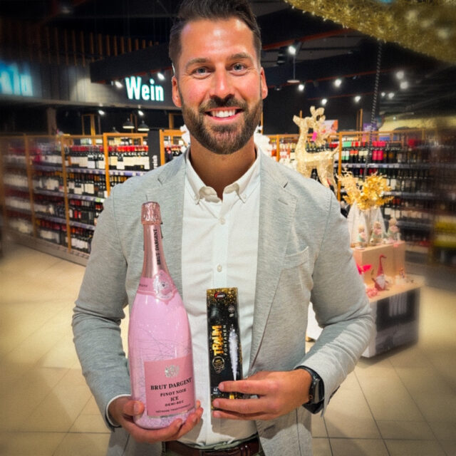 Das E center Warnow Park wünscht einen guten Rutsch ins Jahr 2026!