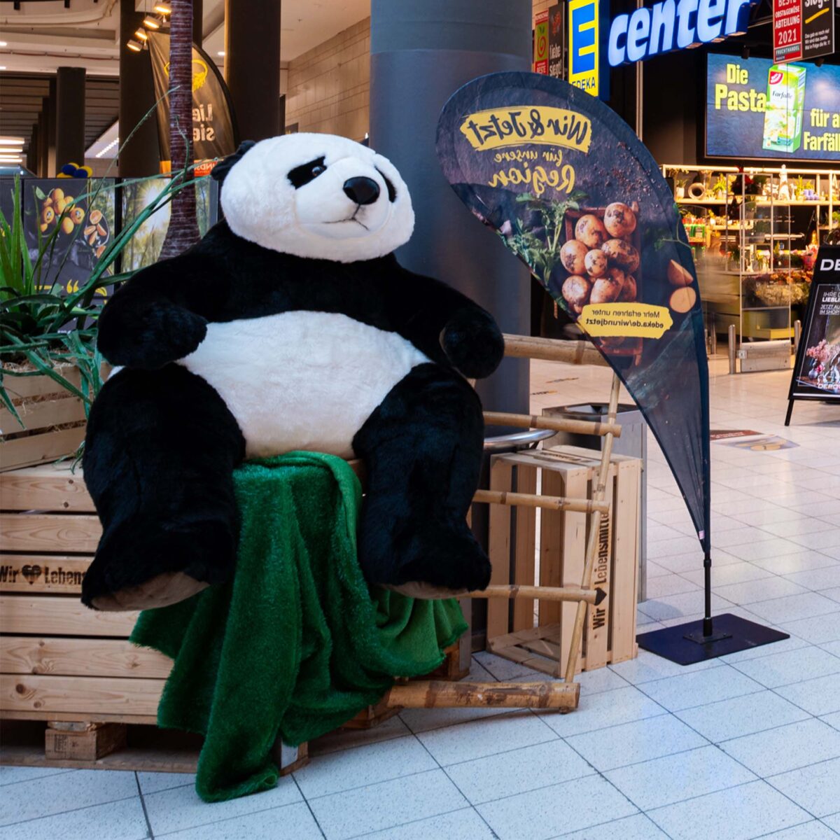 WWF Panda im E center Warnow Park