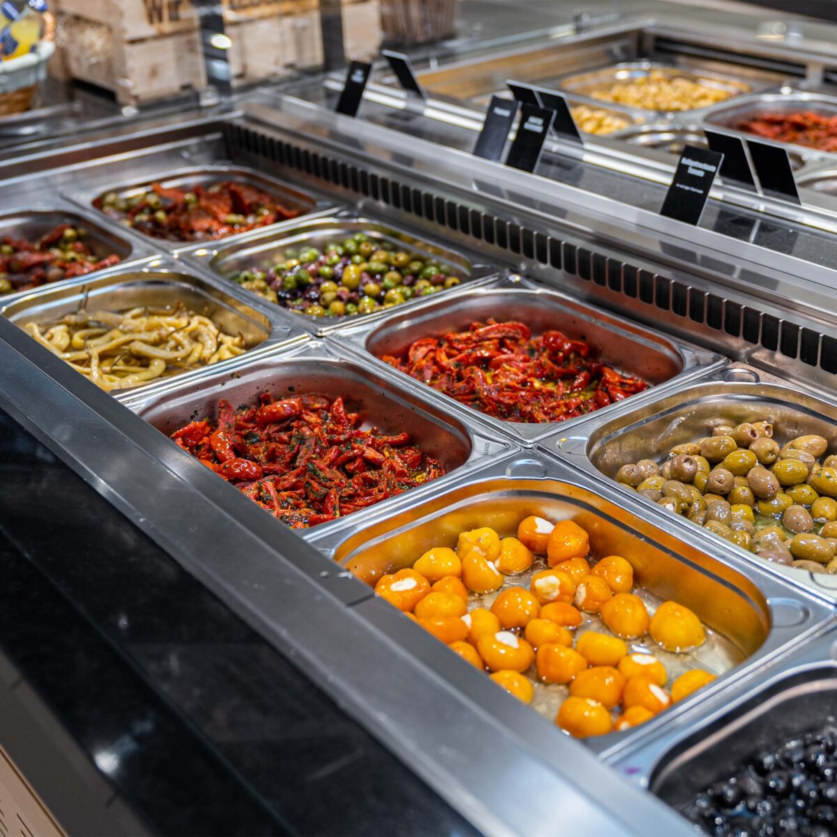 Antipasti Bar im E center Warnow Park.